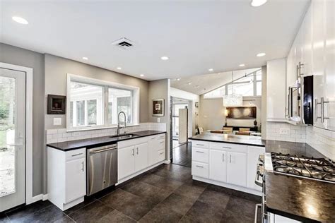 Granite countertops indiana usa selvin's marble & granite shop llc arbor glen cabinet company alluring stone marble and granite shop, marble shop, granite shop, counter top company, dark granite countertops - Columbus Granite Kitchen ...