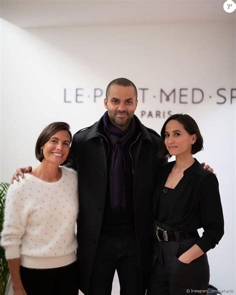 5 ft 6 in / 168 cm, weight: Tony Parker avec sa femme Axelle Francine et Alessandra ...