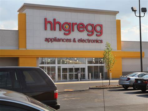 Hhgregg officially announced today in a press release that they will be closed on thanksgiving day while an employee from hhgregg initially informed us that they would be open on thanksgiving. Hhgregg vows to close its stores for Thanksgiving - wptv.com