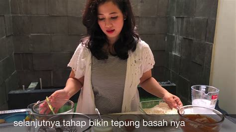 Selain ayam negeri dan ayam jantan, bisa dipakai ayam kampung muda. Resep Ayam Goreng Tepung Crispy Ala KFC (Anti Gagal) # ...