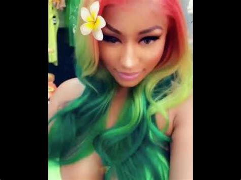 Nicki minaj gets calls from fans on snapchat! Nicki Minaj show off her boobs on Snapchat - YouTube