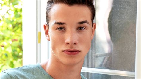 Big dicked malachi marx barebacks big dicked preston cole. John Leto Gay Porn Solo Video On Freshmen | GayMobile.fr