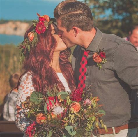 The teen mom 2 star chelsea houska married her fiance, cole deboer, in a romantic ceremony on october 1, 2016, on monday. Chelsea Houska | Fun wedding photography, Wedding with kids