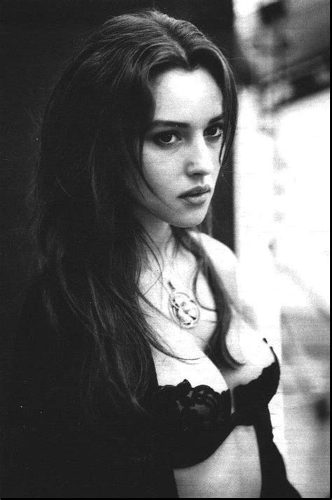 Monica anna maria bellucci (italian pronunciation: young monica belucci | Tumblr