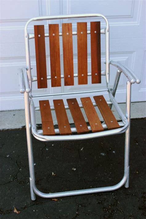 Of course, when it comes to home decor, costco is at the top of our lists for affordable, trendy picks, and we've got our heart set on this latest fabulous find: Vintage Retro Aluminum Red wood Folding Mid-Century Beach ...