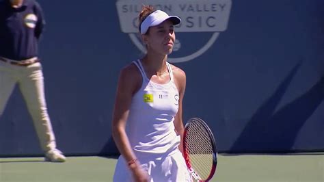 Age:32 years (4 may 1988). Mihaela Buzarnescu Defeats Elise Mertens SF 2018 US Open ...