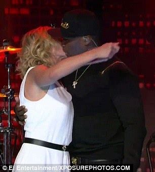 Chelsea handler decided to air out all her dirty laundry in regards to her little fling with 50 cent (which i thought was fake until now). Chelsea Handler 50 Cent