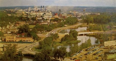 Check spelling or type a new query. Flint Expatriates: Flint Postcards: Buick Factory from the ...