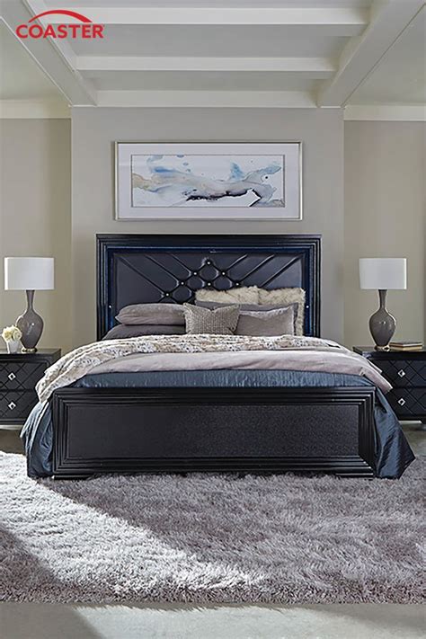 Shop our collection of home decor, rugs, pillowcases, and more at dgd home catalog! Sleek Black Penelope Bedroom Collection | Bedroom sets ...