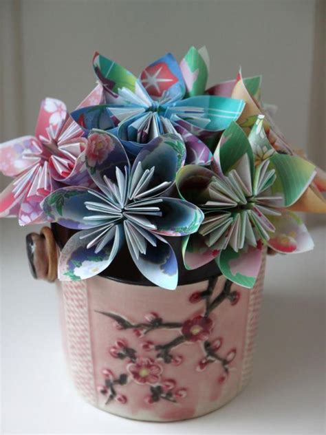 Easy Origami Flower Tutorial | HGTV
