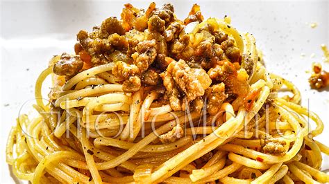 L'ho rinominata pasta simil norcina perchè il sapore è molto simile, buonissima proprio come una vera norcina! PASTA: SPAGHETTI ALLA SALSA CHILI PICCANTE, MACINATO ...