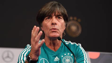 Seitdem wird über mögliche nachfolger spekuliert. Jogi Löw zu Kritik: „Wenn das alles war, halte ich es aus ...