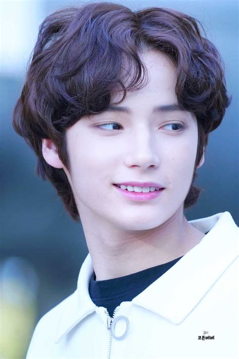 As a member of txt, huening kai has won several awards which include the genie music award, asia artist award, golden disc award, gaon chart music. HUENING KAI PICS on in 2020 | Kai, Kpop, Fandoms