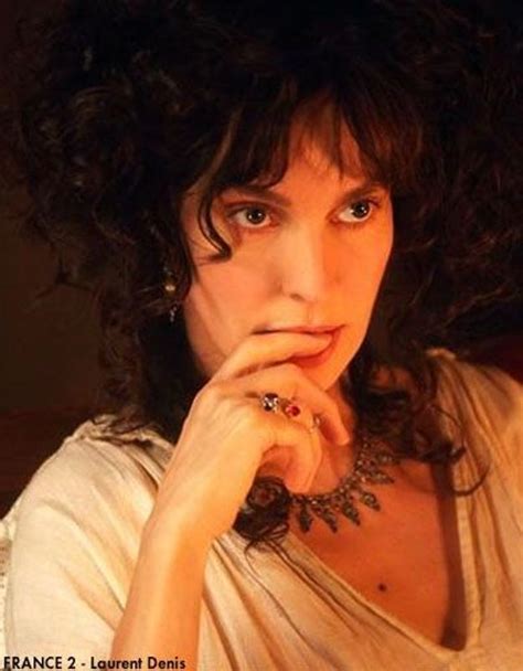 Anne parillaud was born in paris, france on may 6, 1960 and even though all her travels took her to many lands, is still a paris resident. France 2 : Anne Parillaud s'offre son premier rôle à la ...