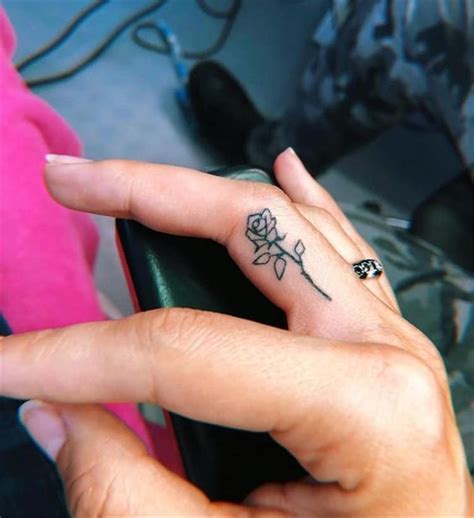 One of the most common finger tattoos is ring tattoos. 26+ Elegant Finger Tattoos Ideas For Female