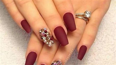 50 ideas de unas de color borgona para sacar a relucir su interior uñas dramaticas vino : Uñas Dramaticas Vino : Unas Dramaticas Vino El Vino En Un ...