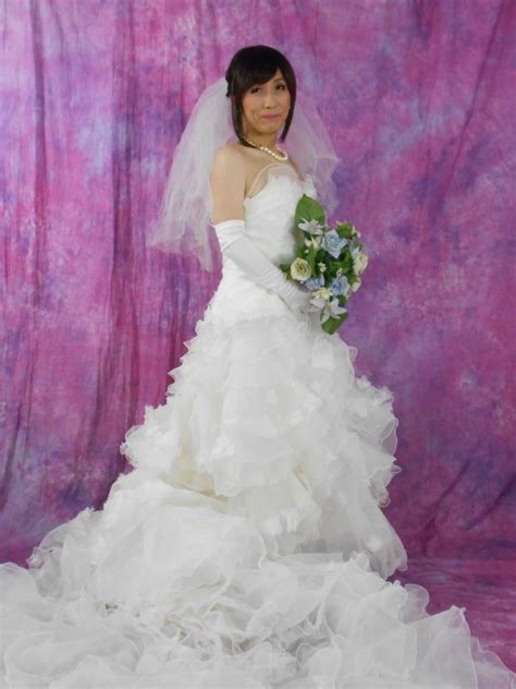 花嫁 - 熟女装AV嬢あきこ＆ちはるの独白
