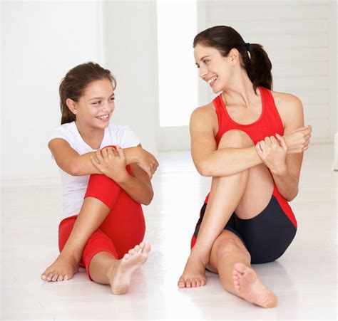 A new pair of sneakers, stretchy yoga pants with pockets, or an extra large gym bag are way more useful than a pedicure or designer purse (though those are nice too!), and if you're feeling fancy,. Workout Tips For Mother-Daughter Duo - Women Fitness