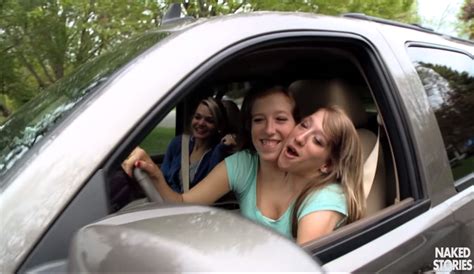 Abby and brittany hensel are conjoined twins. Conjoined twins Abby and Brittany Hensel explain how they ...