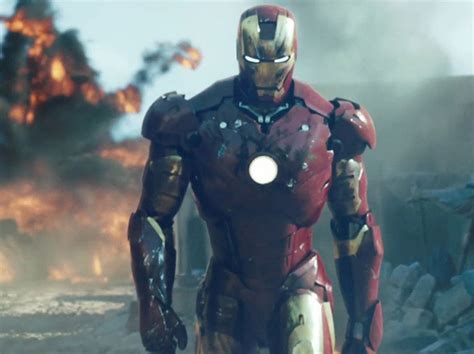 Forcé par ses ravisseurs de fabriquer une arme redoutable. Iron Man 1 Streaming / Iron Man Watch Episodes On Disney ...