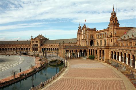 Política, economía, sucesos y noticias de última hora nacional. Plaza de España in Sevilla | Tips en Info over het Plaza ...