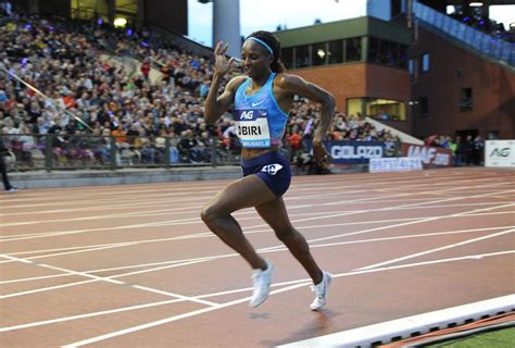 The silver medalist from the 2016 summer olympics holds the kenyan national record for the mile, 3000 meters and 5000 meters events. DyeStat.com - News - Hellen Obiri Chasing Kenyan Cross ...