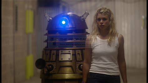 Billie paul piper (born leian paul piper, 22 september 1982) is an english actress, filmmaker and former singer. The Prop Gallery | Rose Tyler (Billie Piper) vest - Dalek