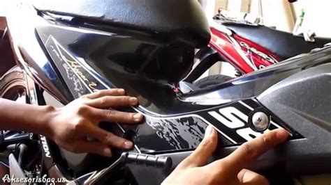Honda absolute revo vs yamaha vega zr. Tutorial Cara Mudah Memasang Striping Motor Sendiri - YouTube