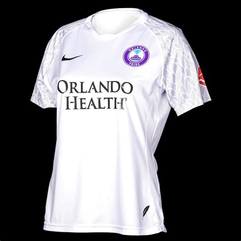 Soft, breathable, and lightweight, the pride edition nike sport loop features a nylon weave with reflective rainbow yarn inspired by the pride flag, designed to shimmer when light strikes it. Novas Camisas do Orlando Pride 2020-2021 Nike » Mantos do ...