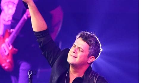 Alejandro sanz vuelve a la soltería. A Alejandro Sanz, su ex esposa consiguió congelar sus ...