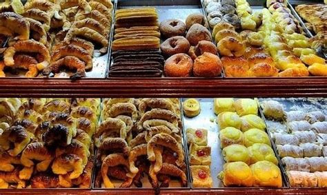 Use todas as funcionalidades do descubra mais sobre as nossas funcionalidades em baixo e nunca mais envie uma fatura aborrecida: Ultimate Factura Guide. Discover About Argentine Bakeries Types & Story