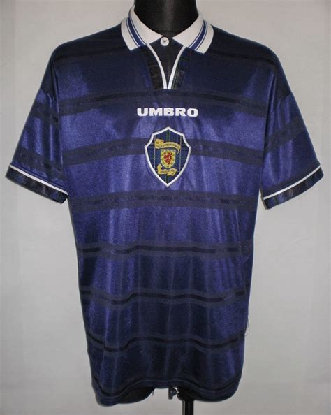 Kid kits(top+shorts) scotland away football shirt 2020/2021. Scotland Home football shirt 1998 - 2000.