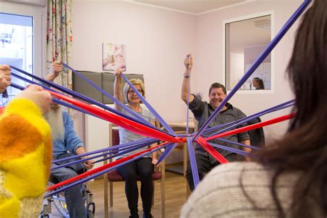 Mit der nutzung unserer dienste erklären sie sich damit einverstanden, dass wir. Pflege & Therapie - Pflegeheim Haus Tannenberg in Gummersbach