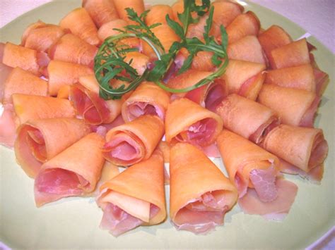 40 gr di prosciutto crudo. Vaniglia e Caffè: il prosciutto e melone