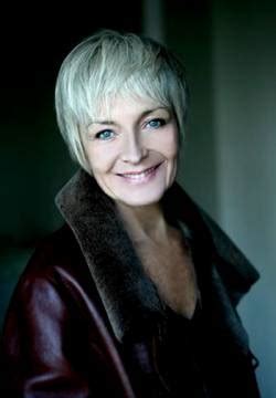 Noah banes pamela reed (vf : Frédérique TIRMONT : Biographie et filmographie