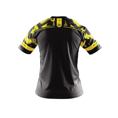 .has, on friday, introduced the new harimau malaya jerseys and boy, are you going to love them! 3 Edisi Menarik Jersi Penyokong Harimau Malaya | Deuxclo ...