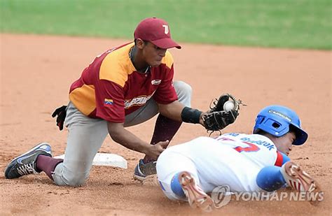 Jun 01, 2021 · 東京オリンピックで金メダル獲得を目指す、野球日本代表のメンバーの最終候補として、楽天の田中将大投手や巨人の菅野智之投手などがリスト. その他