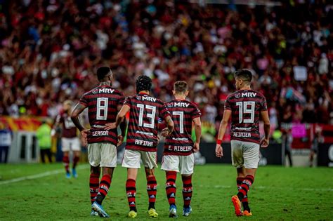 River, con la mirada puesta en la final de la copa libertadores ante boca, preservará a la mayoría. A Que Hora Juega River Mañana - 099abel