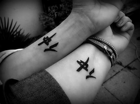 Your best friend is someone who you might have met yesterday, yet you feel as though you have known him/her forever. Friendship Tattoos Designs, Ideas and Meaning | Tattoos ...