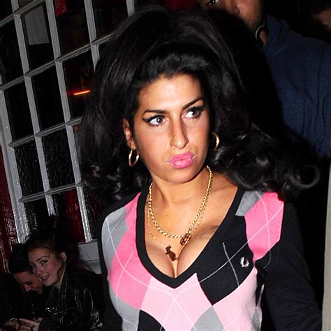 Juli 2011 starb amy winehouse mit nur 27 jahren. Amy Winehouse: Gastauftritt für das Patenkind | InTouch