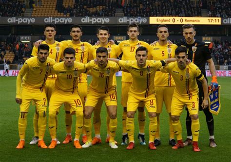 Make social videos in an instant: România - Germania U21, meci decisiv. România provoacă ...