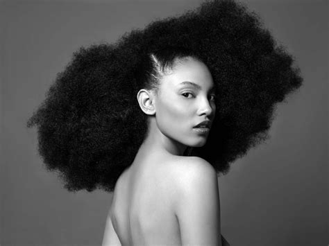 African ladies who have natural hair can try plenty of options and look absolutely unique. afro hair | New Natural Me