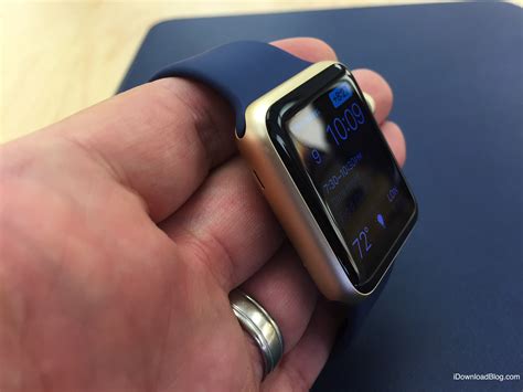 Or rose gold jewellery in general? Photo gallery: Gold and Rose Gold Apple Watch Sport