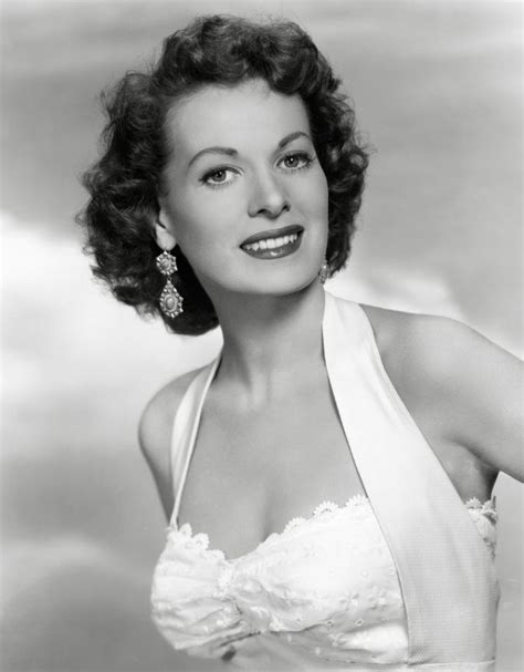 Maureen o'hara was a renowned american actress and singer of irish descent. DOLIU în lumea filmului! Actriţa irlandeză Maureen O'Hara ...