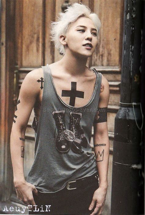 Globally, all the fans of bts were swooning on him. Resultado de imagen de g dragon tattoo | G dragon ...