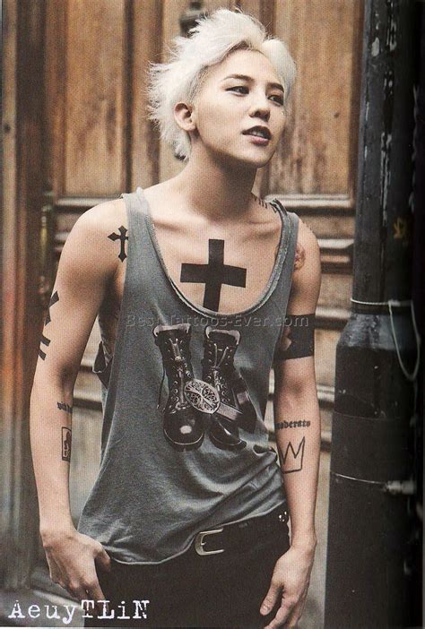 Globally, all the fans of bts were swooning on him. Resultado de imagen de g dragon tattoo | G dragon ...