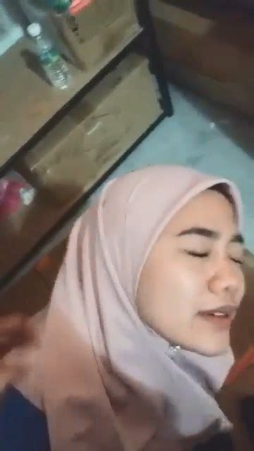 7,046 indonesia hijab masturbasi free videos found on xvideos for this search. Yang Isep Lagi Lah | INDO18.COM