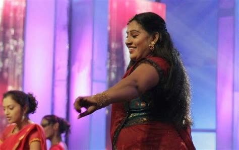 Malayalam medley dance for indiana malayalee association onam 2016 at sycamore school. Beena Antony Dance Malayalam Serial Actress Photos | MALLU ...