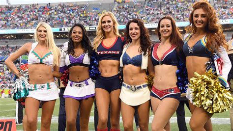 Solo amateur with big tits. NFL: No place for cheerleaders in 2018