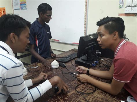 Carian maklumat senarai penuh kolej komuniti yang menawarkan program siji, diploma dan kursus pendek beserta alamat dan nombor telefon di bawah kelolaan kementerian pendidikan. ELEKTRIK DUNIAKU: KURSUS ASAS PEMASANGAN CCTV SESI 2018